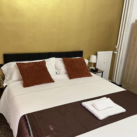Genova Gold Rooms Dış mekan fotoğraf
