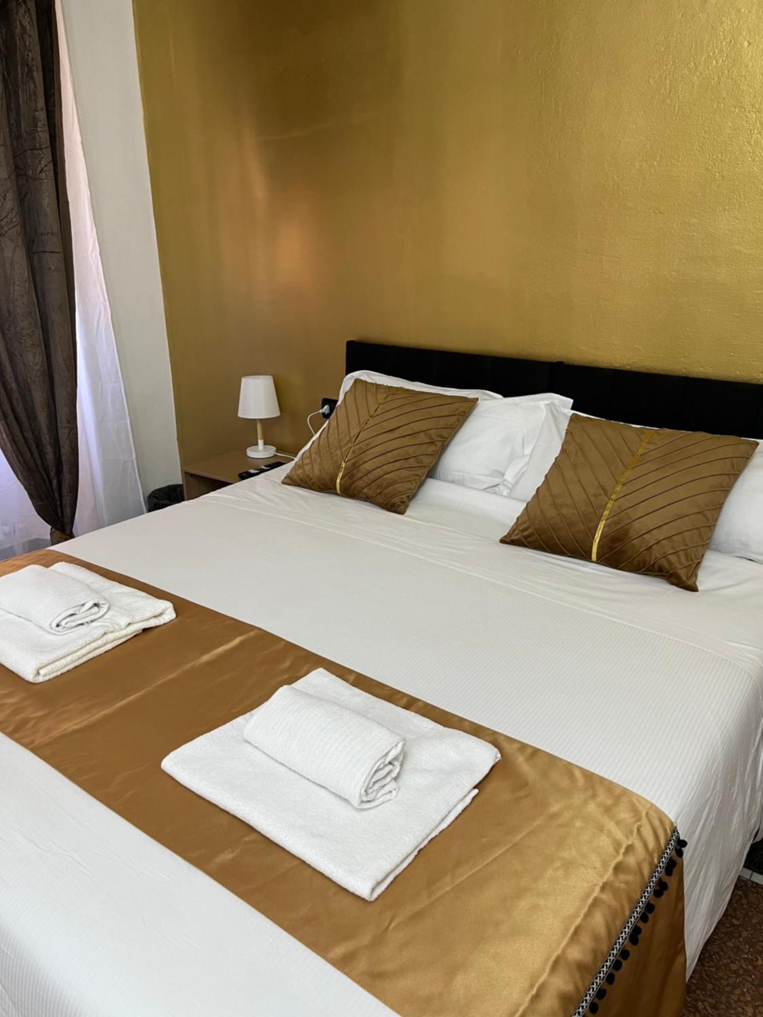 Genova Gold Rooms Dış mekan fotoğraf