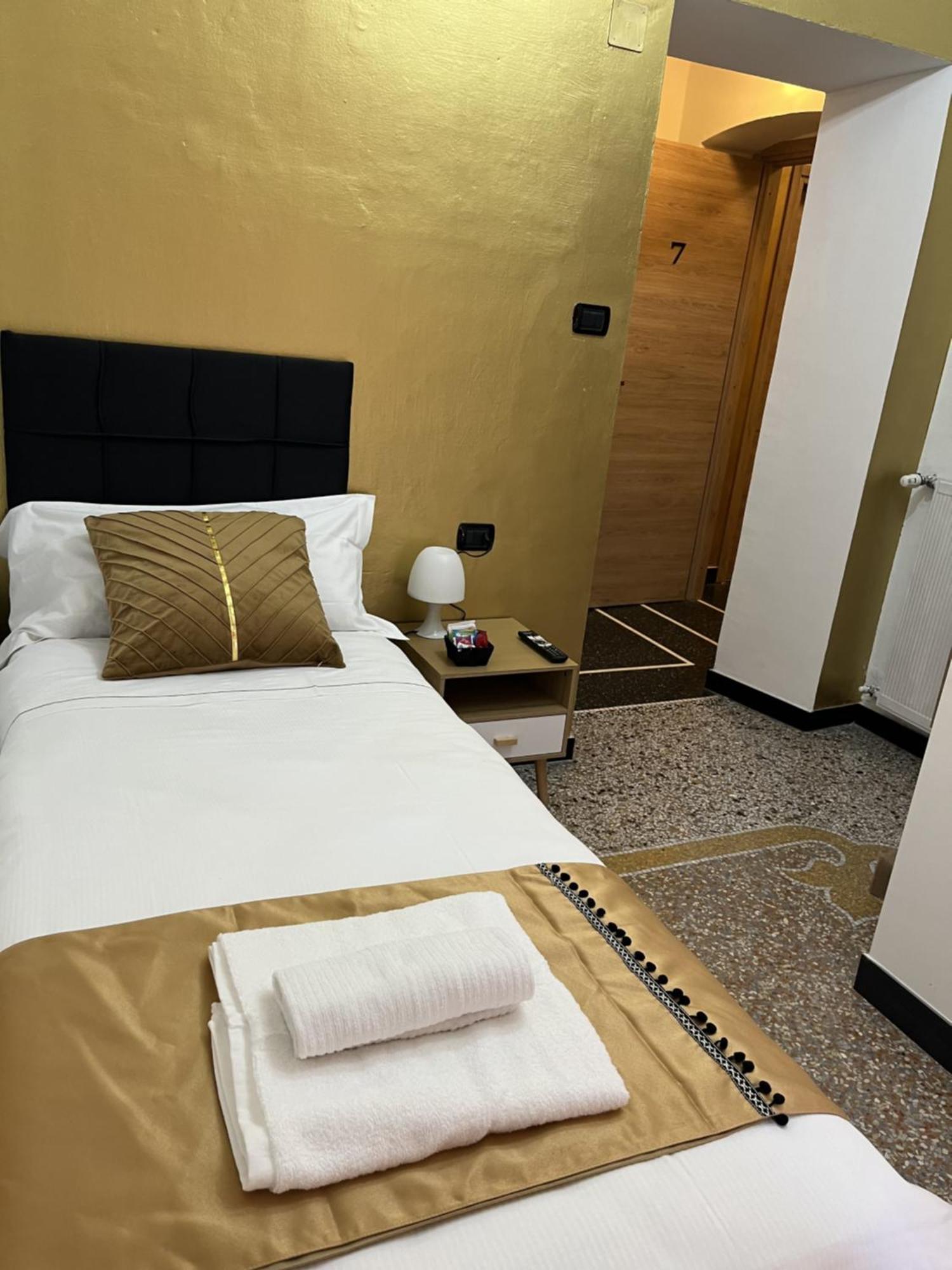 Genova Gold Rooms Dış mekan fotoğraf