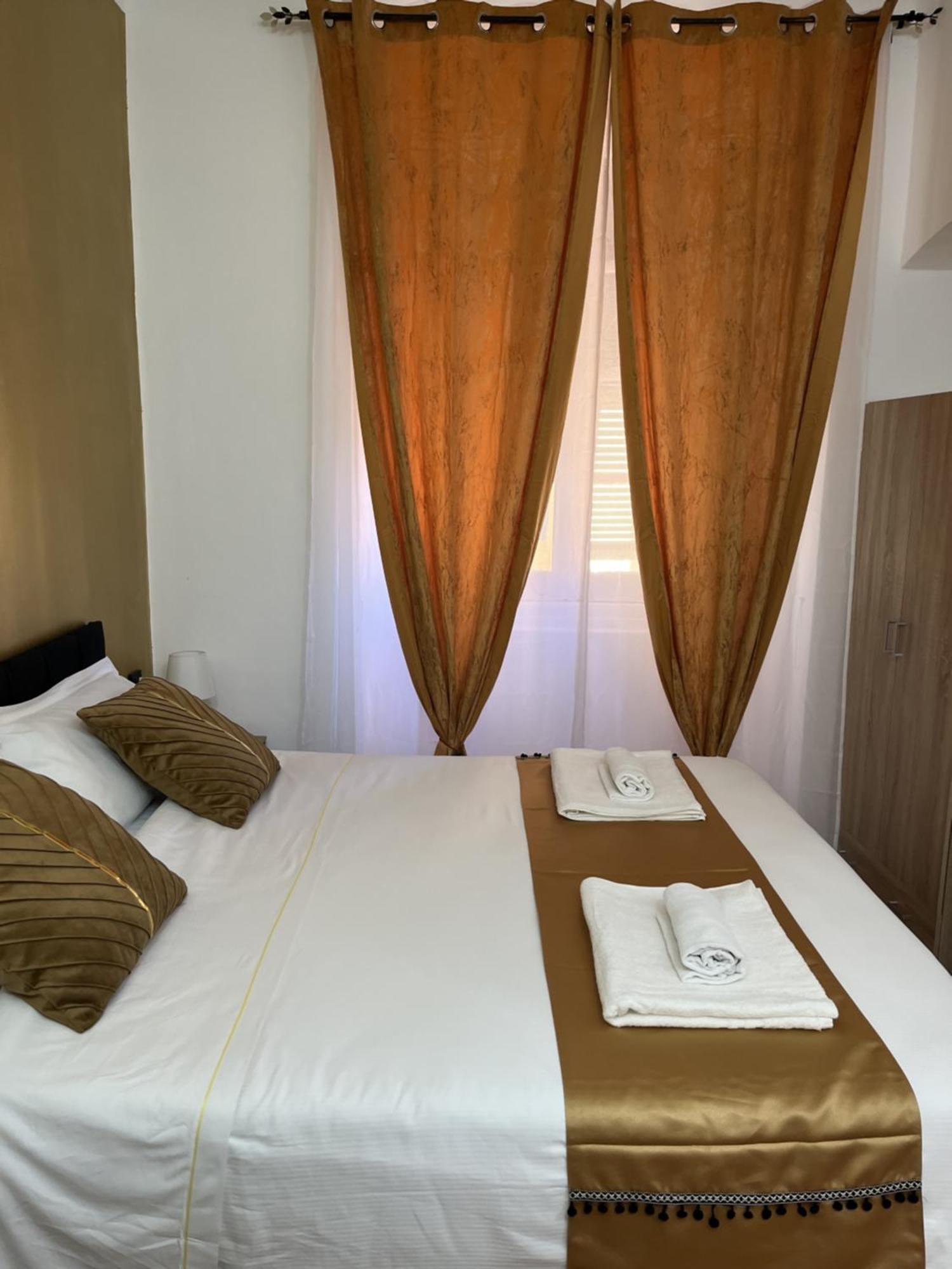 Genova Gold Rooms Dış mekan fotoğraf