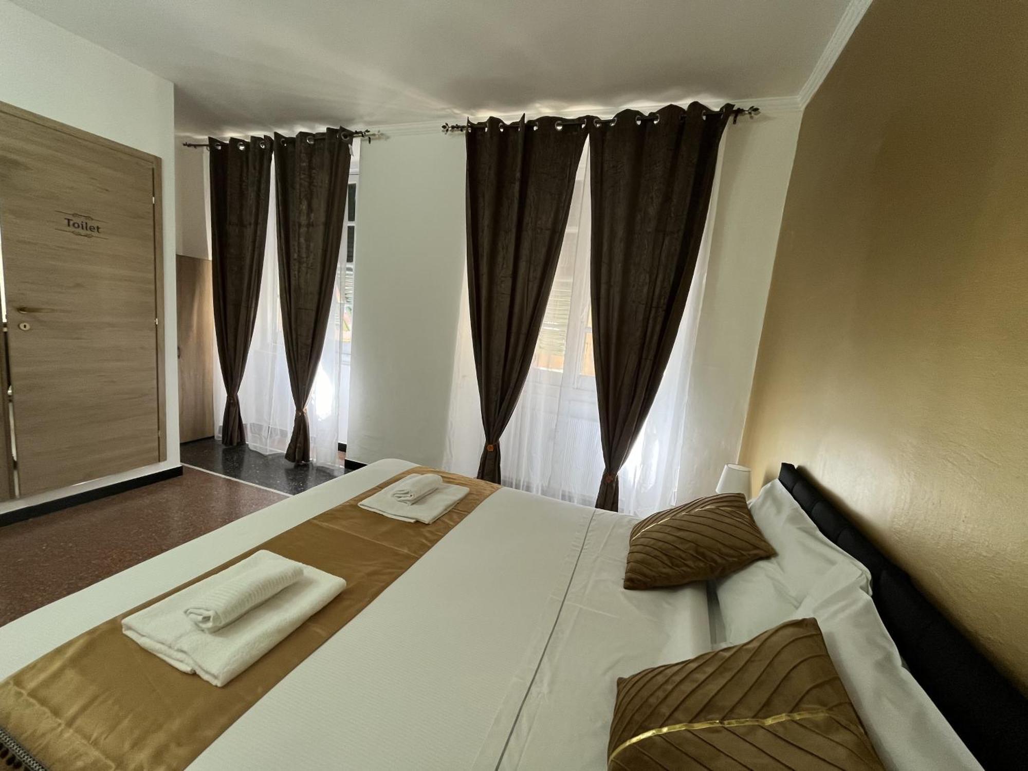 Genova Gold Rooms Dış mekan fotoğraf